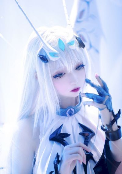 迷之彼女